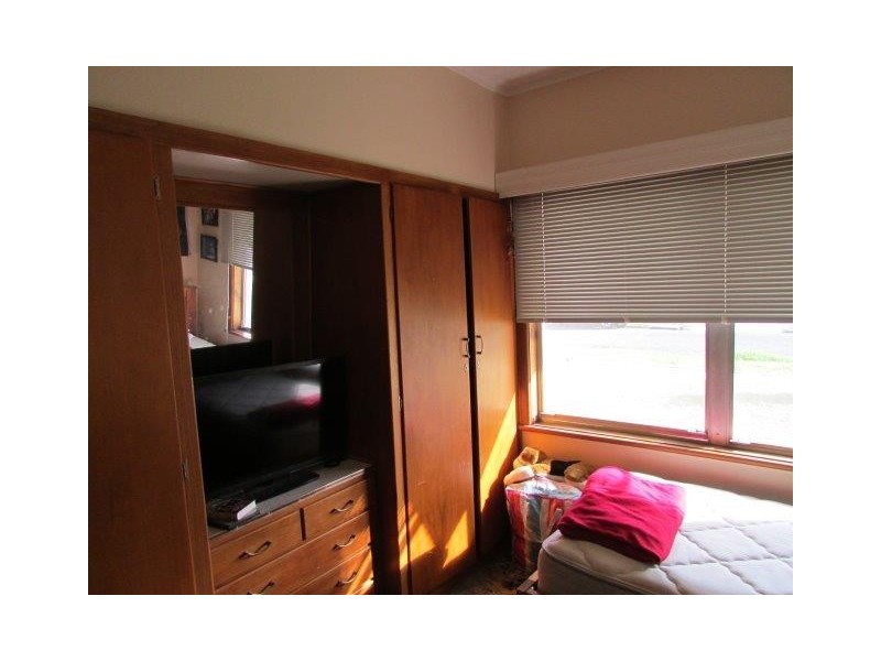 19 Kokoda Avenue, Warracknabeal VIC 3393