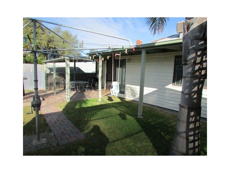 19 Campbell Street, Warracknabeal VIC 3393