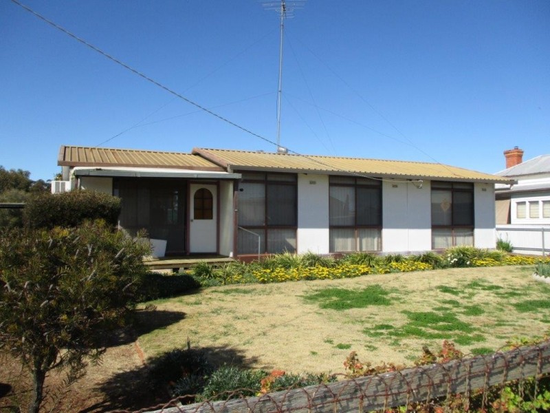 48 Hammill Street, Donald VIC 3480