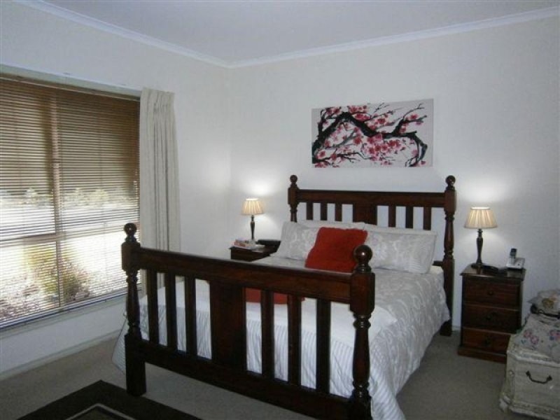 2 Daphne Street, Jeparit VIC 3423