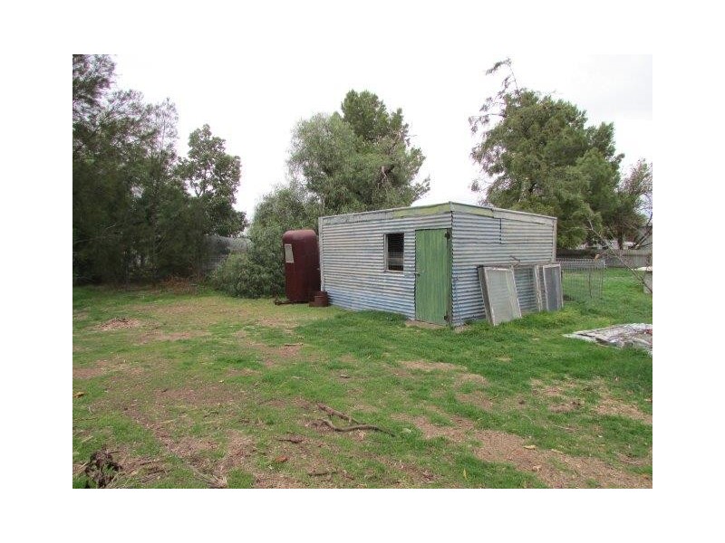 46-48 Campbell Street, Donald VIC 3480