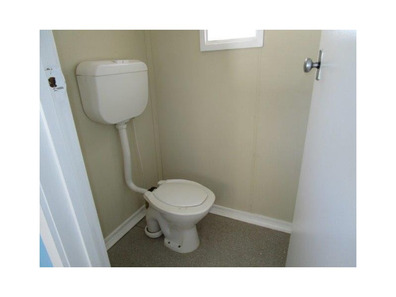 82 Jamouneau Street, Warracknabeal VIC 3393