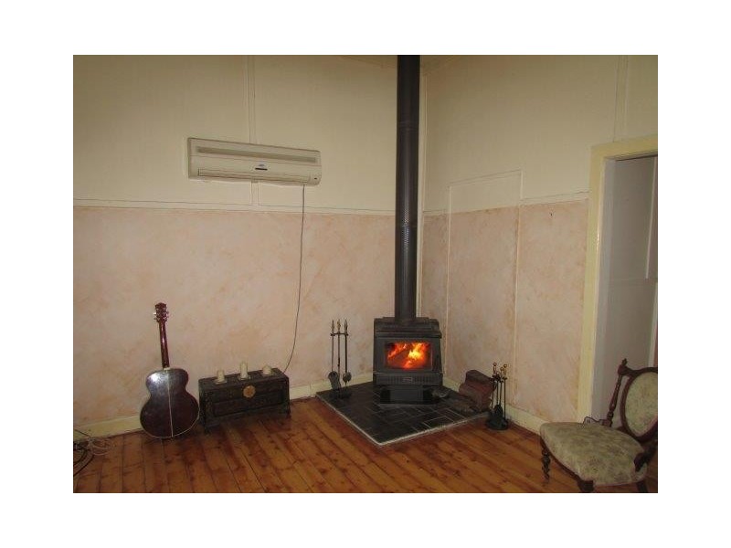 14 Church Street, Woomelang VIC 3485