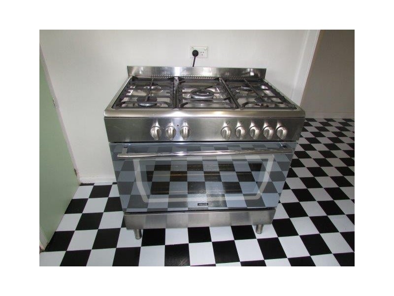 14 Church Street, Woomelang VIC 3485