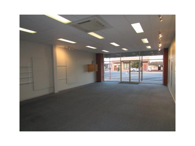 104 Scott Street, Warracknabeal VIC 3393