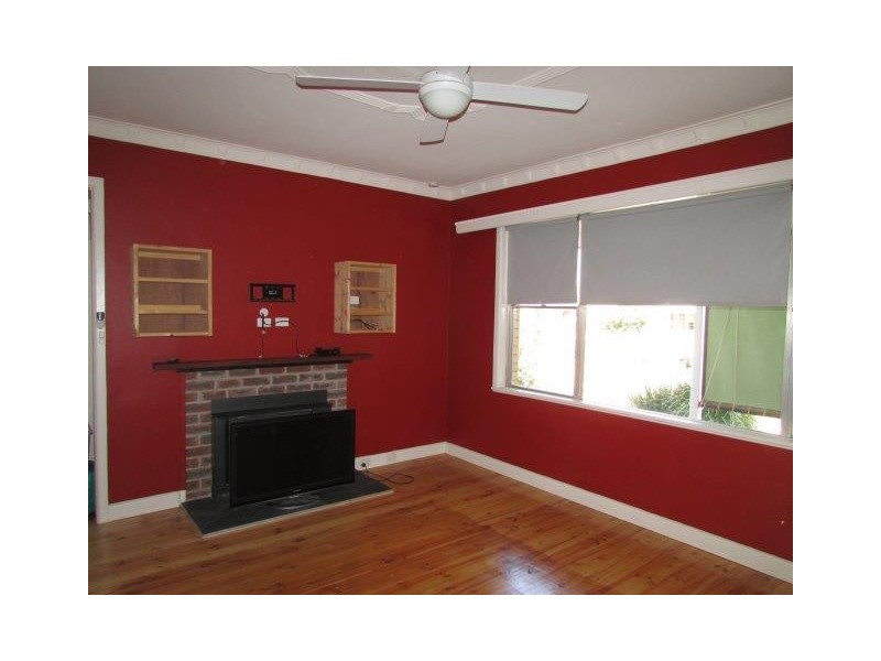 27 Houston Street, Donald VIC 3480