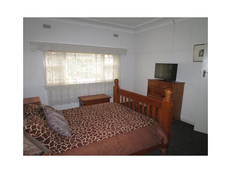 51 Woolcock Street, Warracknabeal VIC 3393