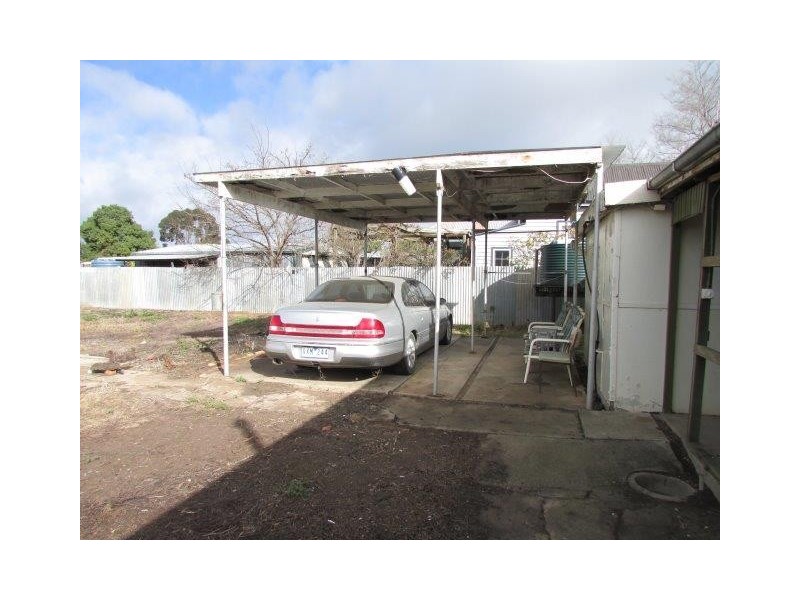 51 Woolcock Street, Warracknabeal VIC 3393