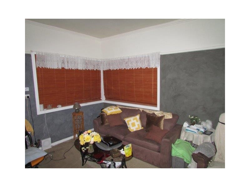 28 Wood Street, Warracknabeal VIC 3393