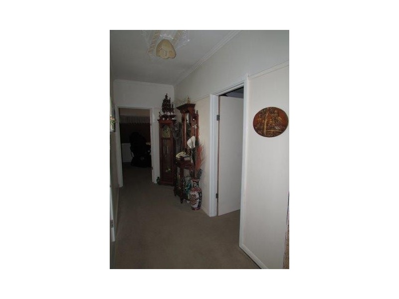 28 Wood Street, Warracknabeal VIC 3393