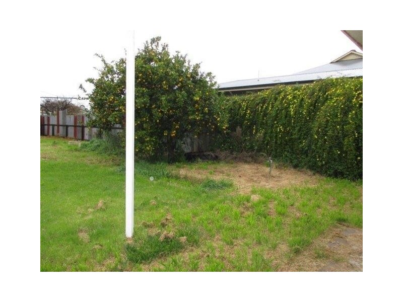 11 Houston Street, Donald VIC 3480