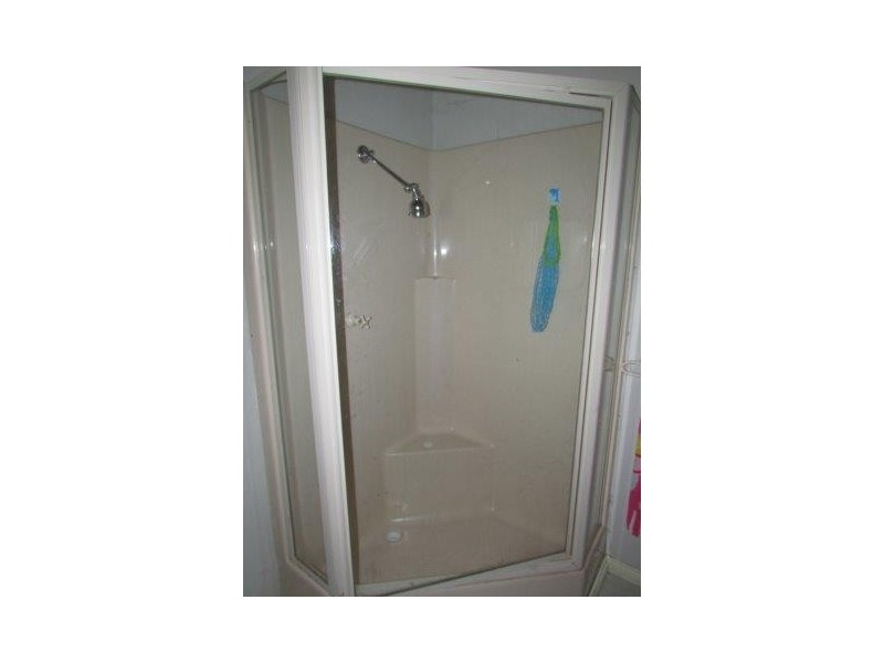 54 Jamouneau Street, Warracknabeal VIC 3393