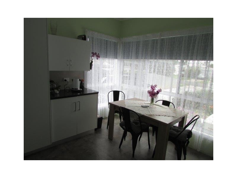 12 Alamein Avenue, Warracknabeal VIC 3393