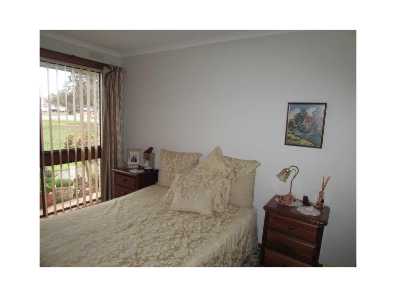 15 Bell Street, Beulah VIC 3395