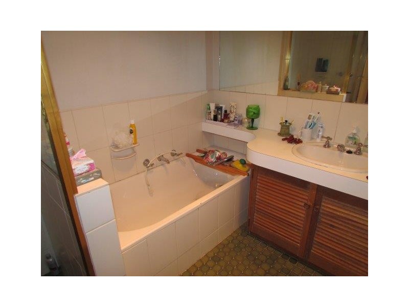 15 Bell Street, Beulah VIC 3395