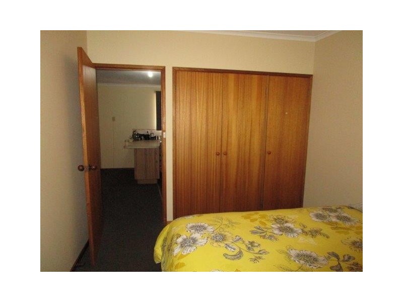 1a & 1b Bewley Street, St Arnaud VIC 3478