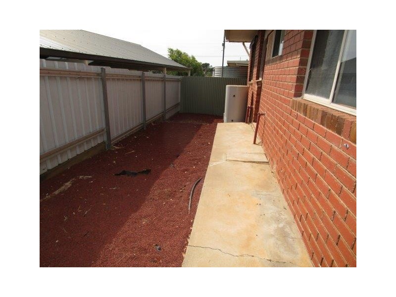 1a & 1b Bewley Street, St Arnaud VIC 3478