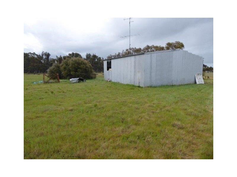 5 Lehmann Street, Brim VIC 3391