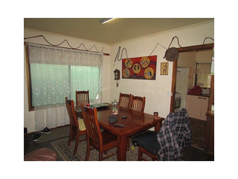 6 Anderson Street, Warracknabeal VIC 3393