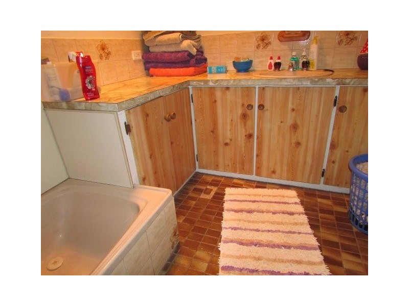 6 Anderson Street, Warracknabeal VIC 3393