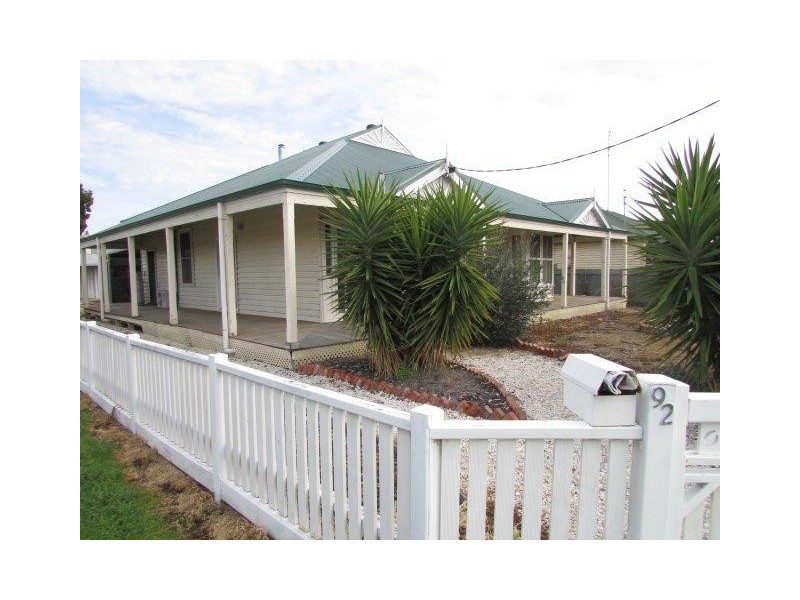 92 Devereux Street, Warracknabeal VIC 3393