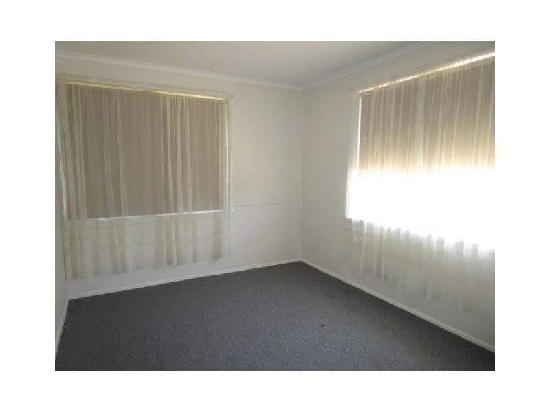 6 Watson Street, Warracknabeal VIC 3393