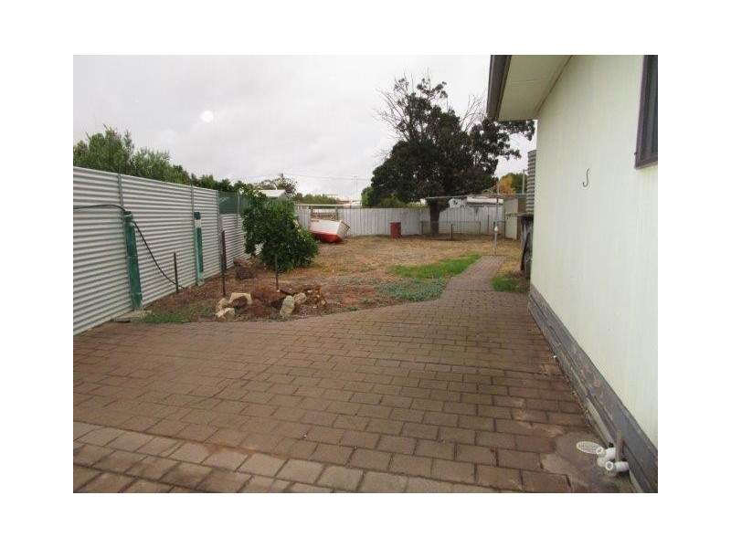 6 Watson Street, Warracknabeal VIC 3393