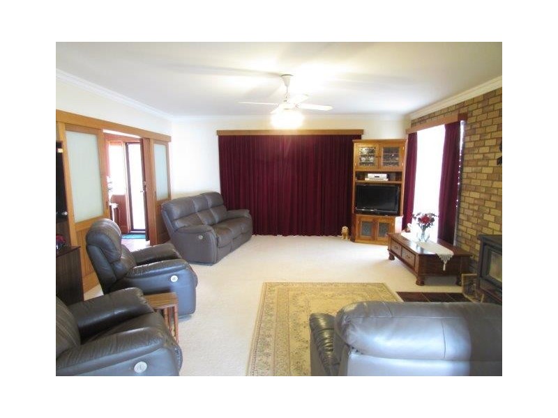 122 Anderson Street, Warracknabeal VIC 3393