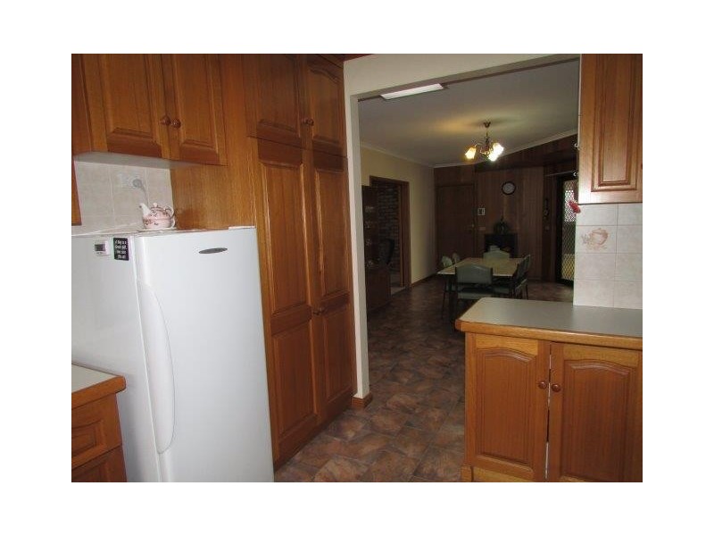 122 Anderson Street, Warracknabeal VIC 3393