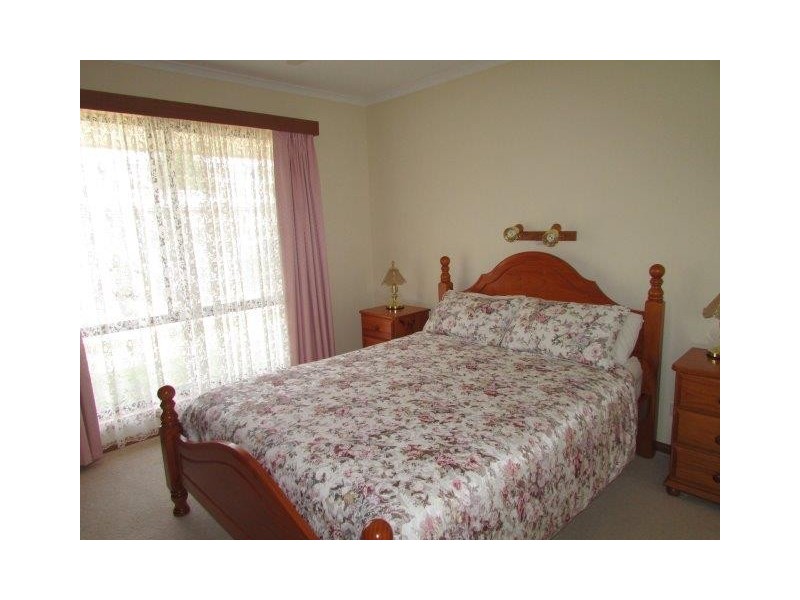 122 Anderson Street, Warracknabeal VIC 3393