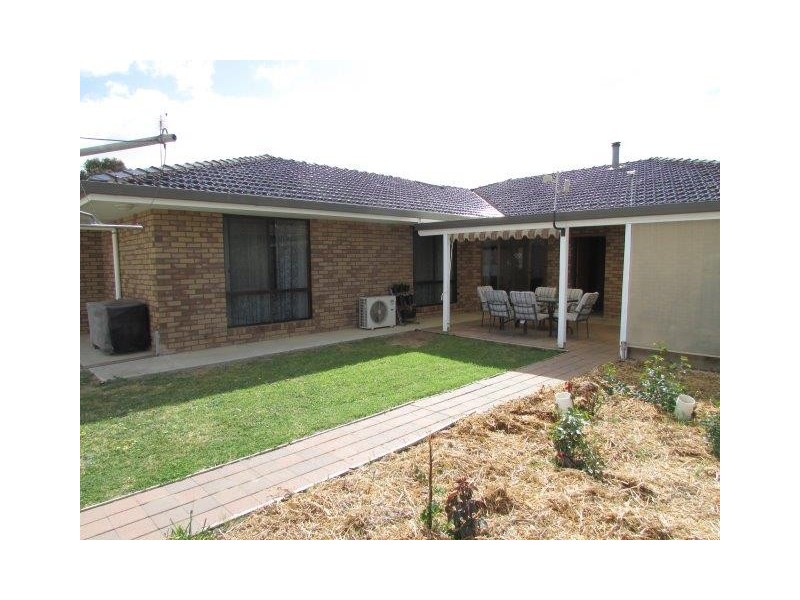 122 Anderson Street, Warracknabeal VIC 3393