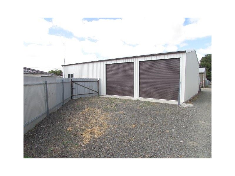 122 Anderson Street, Warracknabeal VIC 3393