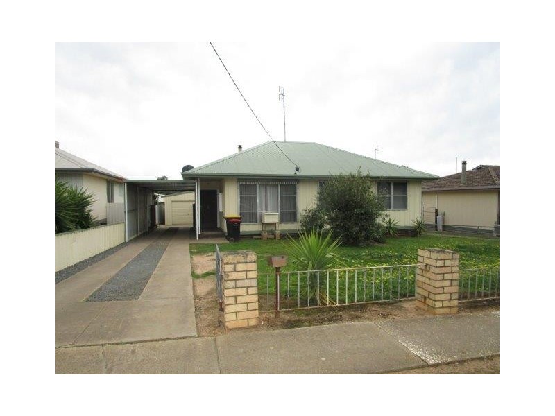 6 George Street, St Arnaud VIC 3478