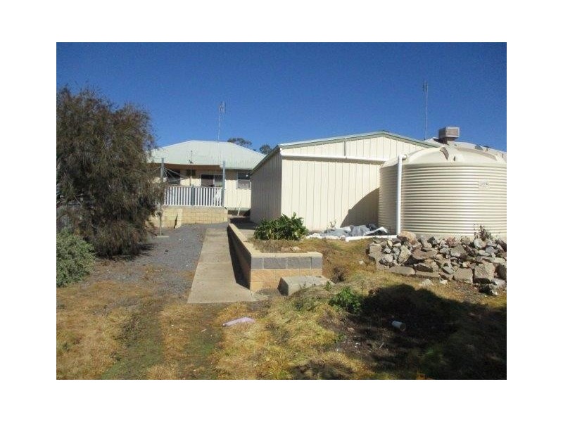 6 George Street, St Arnaud VIC 3478