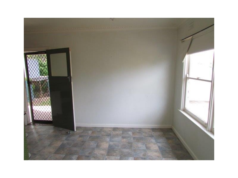 27 Bell Street, Beulah VIC 3395