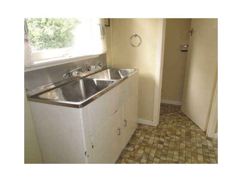 27 Bell Street, Beulah VIC 3395