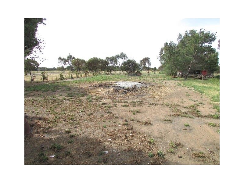 27 Bell Street, Beulah VIC 3395