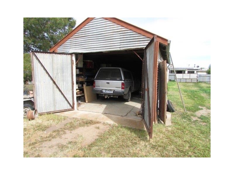 25 Bell Street, Beulah VIC 3395