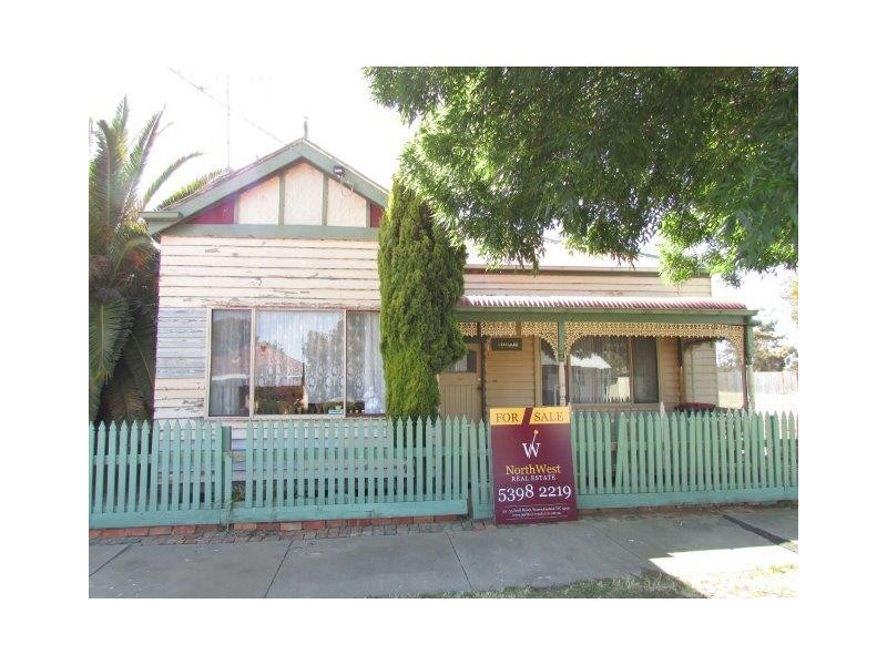 18 High Street, Watchem VIC 3482