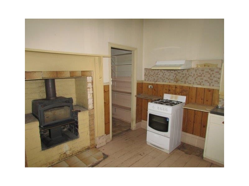 18 High Street, Watchem VIC 3482