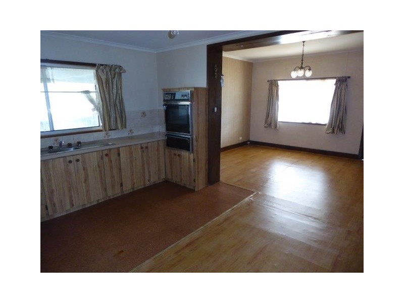 7 O’Callaghan Street, Warracknabeal VIC 3393