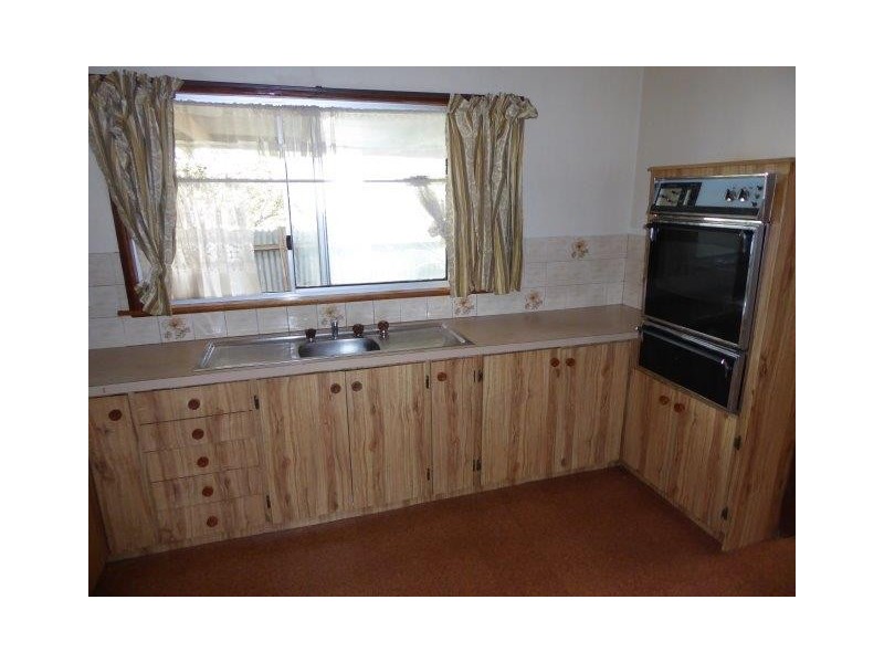 7 O’Callaghan Street, Warracknabeal VIC 3393