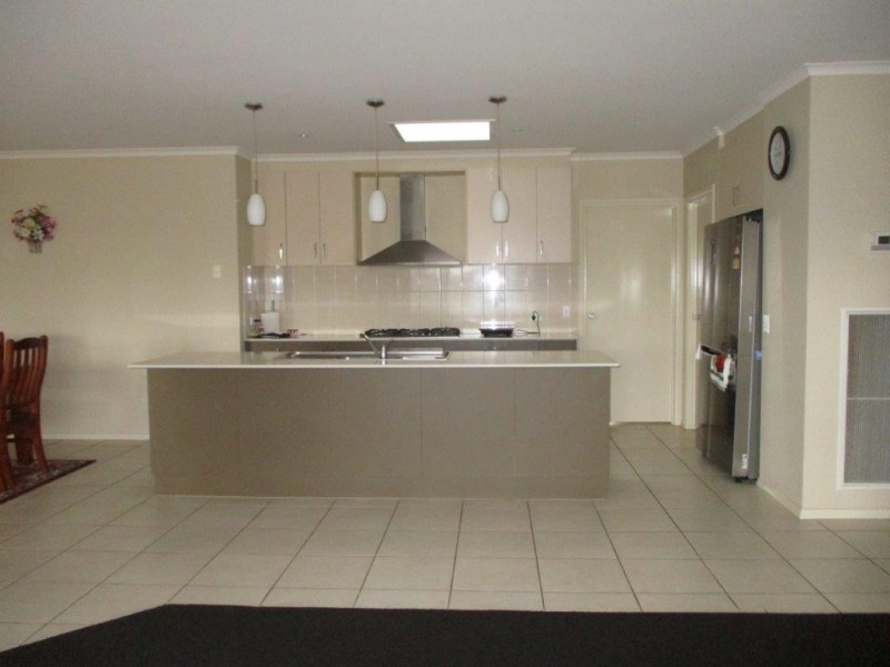 54 Cumming Avenue, Birchip VIC 3483