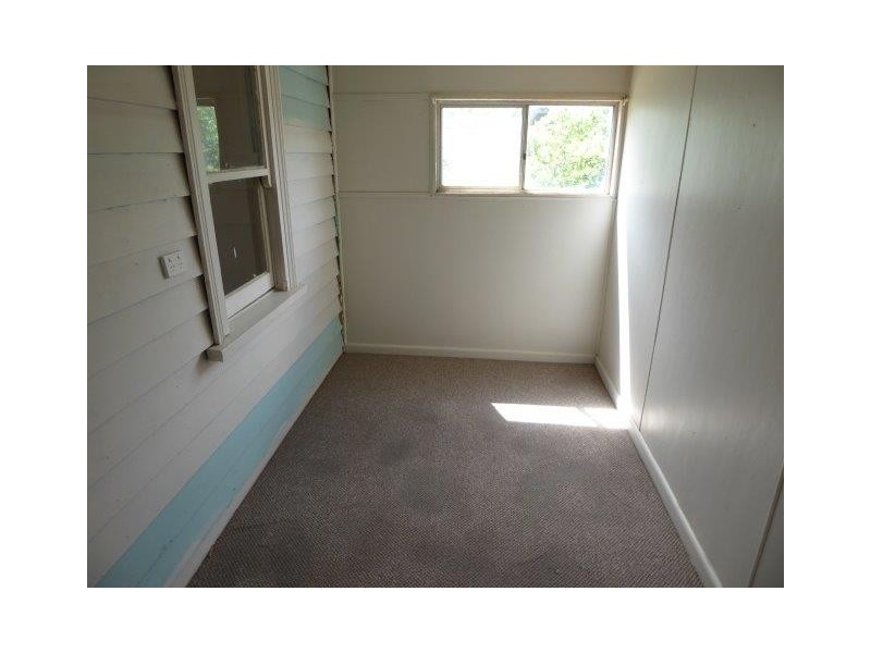 8 Myall Street, Woomelang VIC 3485