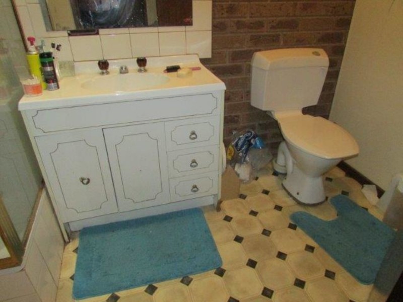 1 & 2/8 Mill Street, St Arnaud VIC 3478