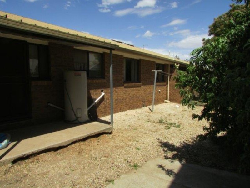 1 & 2/8 Mill Street, St Arnaud VIC 3478