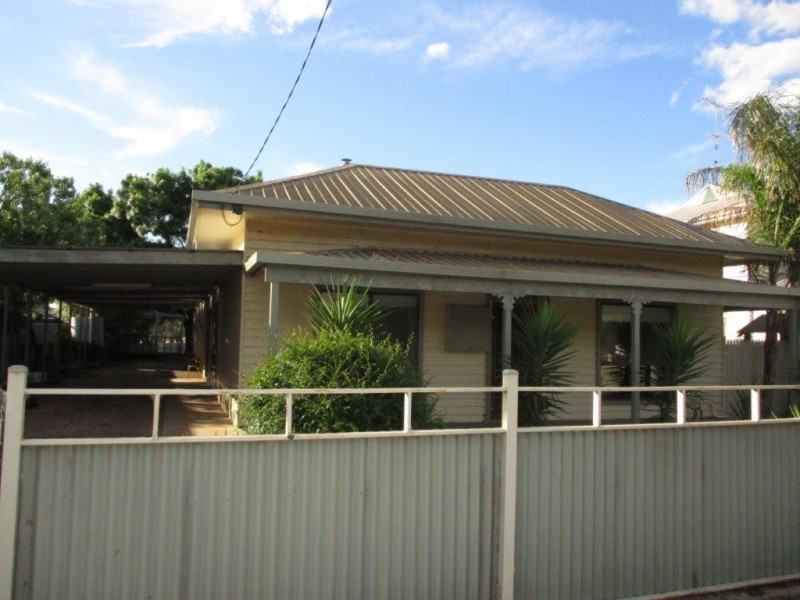 31 Hammill Street, Donald VIC 3480