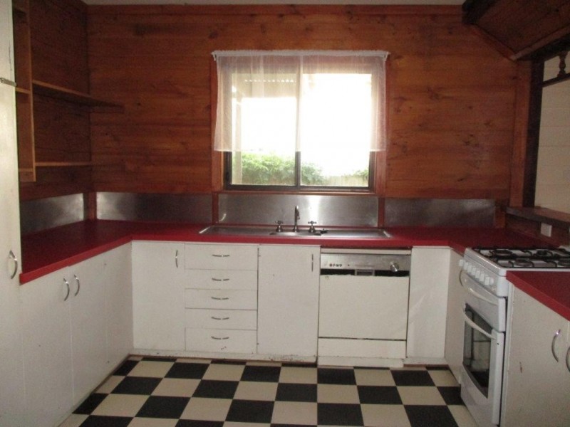 31 Hammill Street, Donald VIC 3480