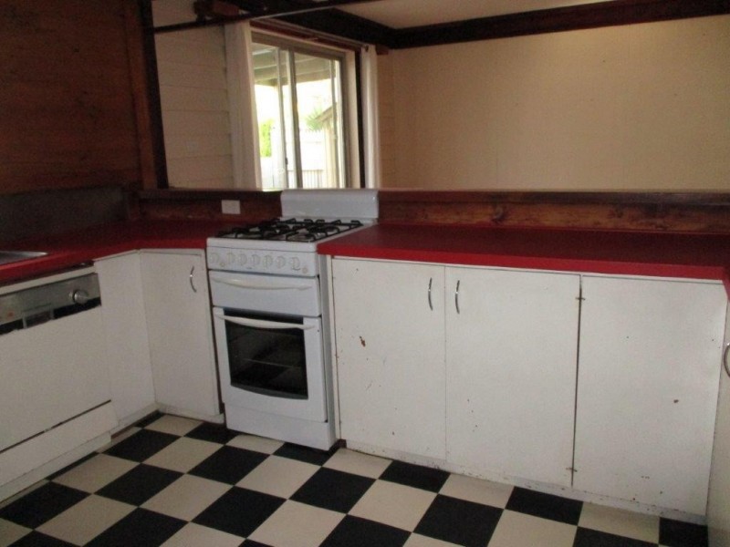 31 Hammill Street, Donald VIC 3480