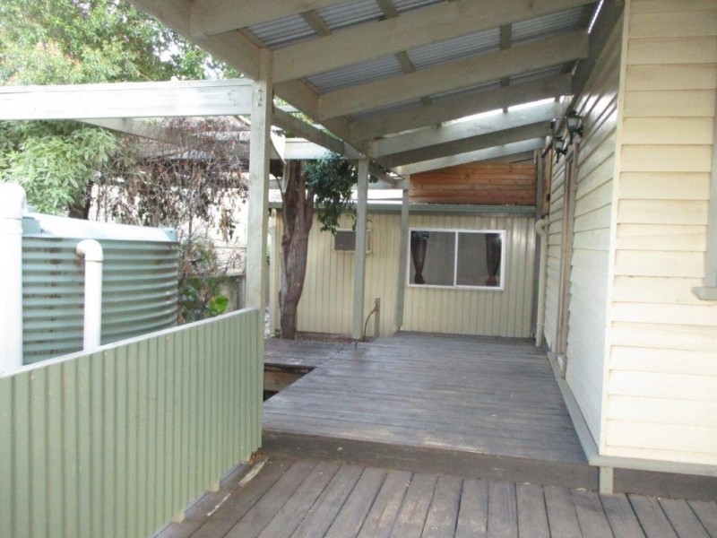 31 Hammill Street, Donald VIC 3480